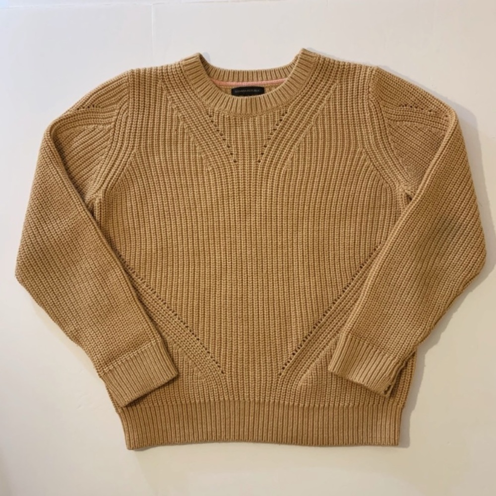 Banana Republic Crew Neck Knit Sweater